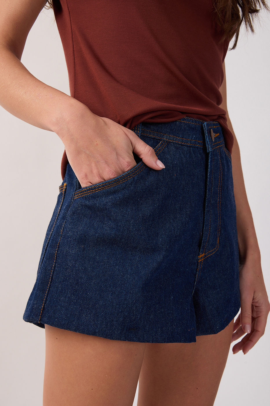 Denim Pockets Belt Loops Shorts_5