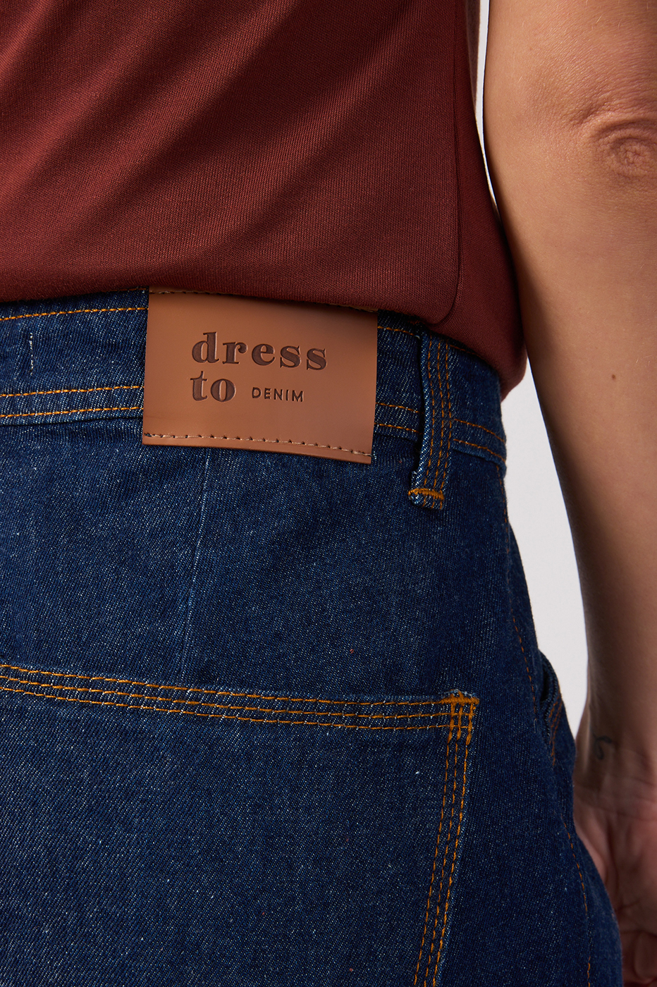 Denim Pockets Belt Loops Shorts_6
