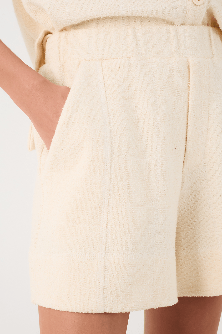 Off-White Side Pockets Elastic Waistline Boucle Shorts_5