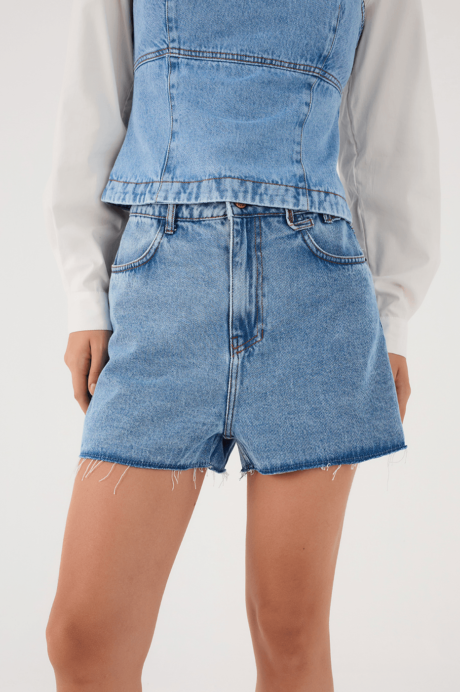 Denim Love Pockets Shorts_3