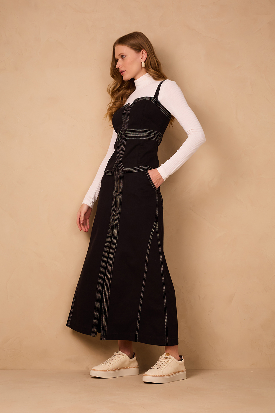 Black Front Slit Pockets Twill Maxi Skirt_1