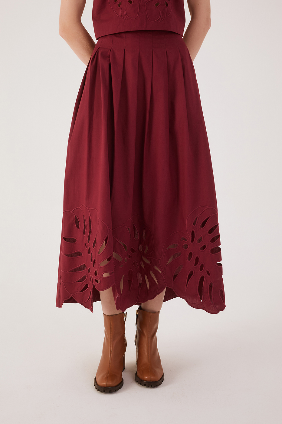 Embroiedered Midi Skirt