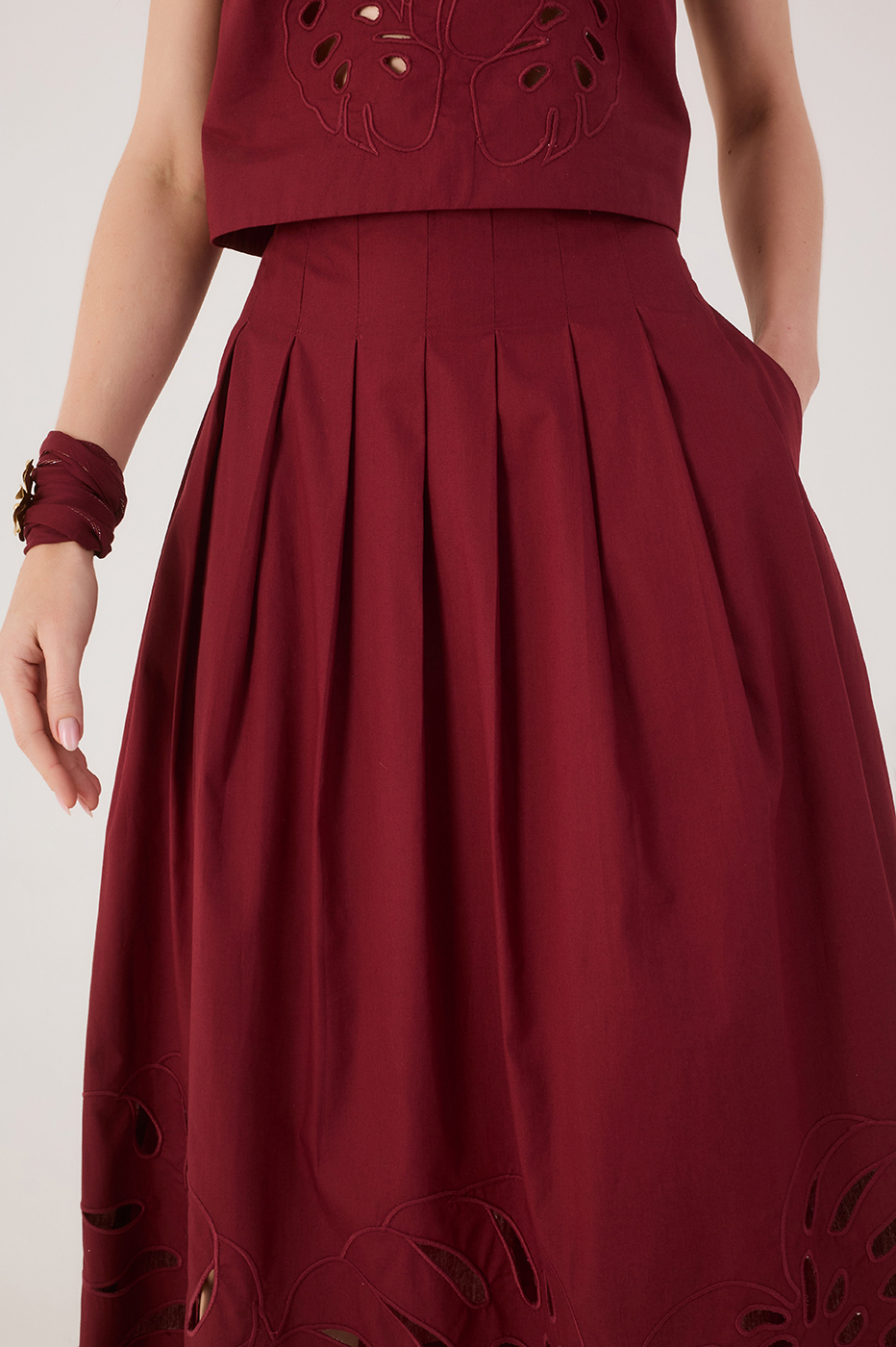 Embroiedered Midi Skirt