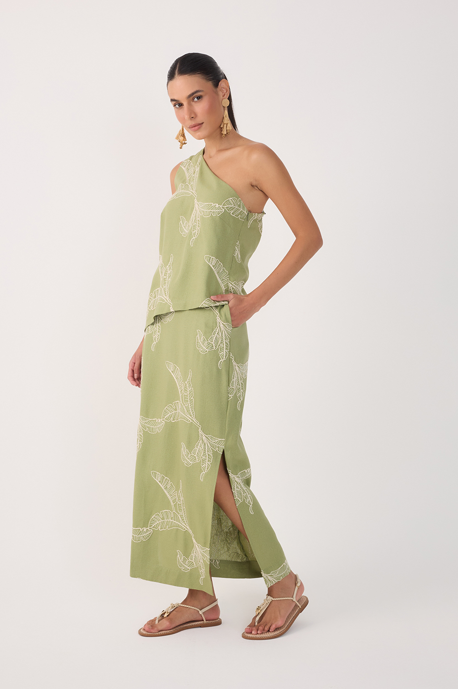 Green Embroidered Side Slits Maxi Skirt_2