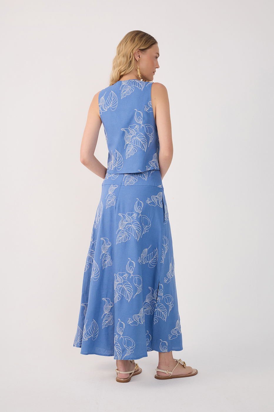 Blue Embroidered Slits Linen Midi Skirt_5