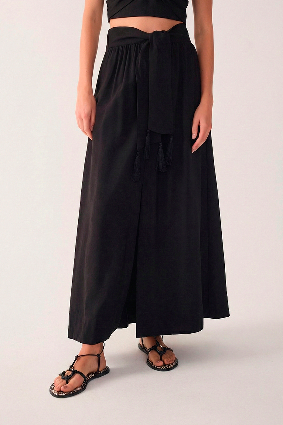 Black Tie Waist Maxi Skirt_5