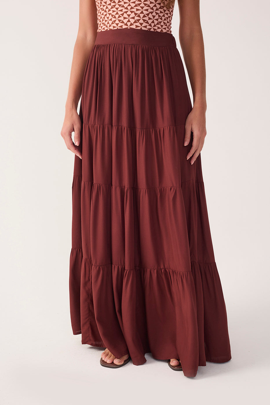 Brown Ruched Tiered Maxi Skirt_5