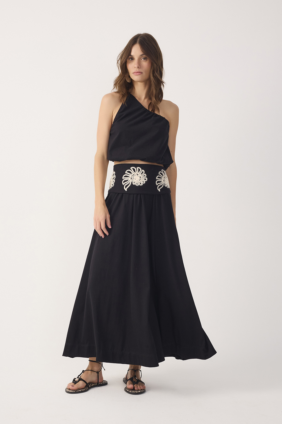 Black Embroidered Maxi Skirt_2