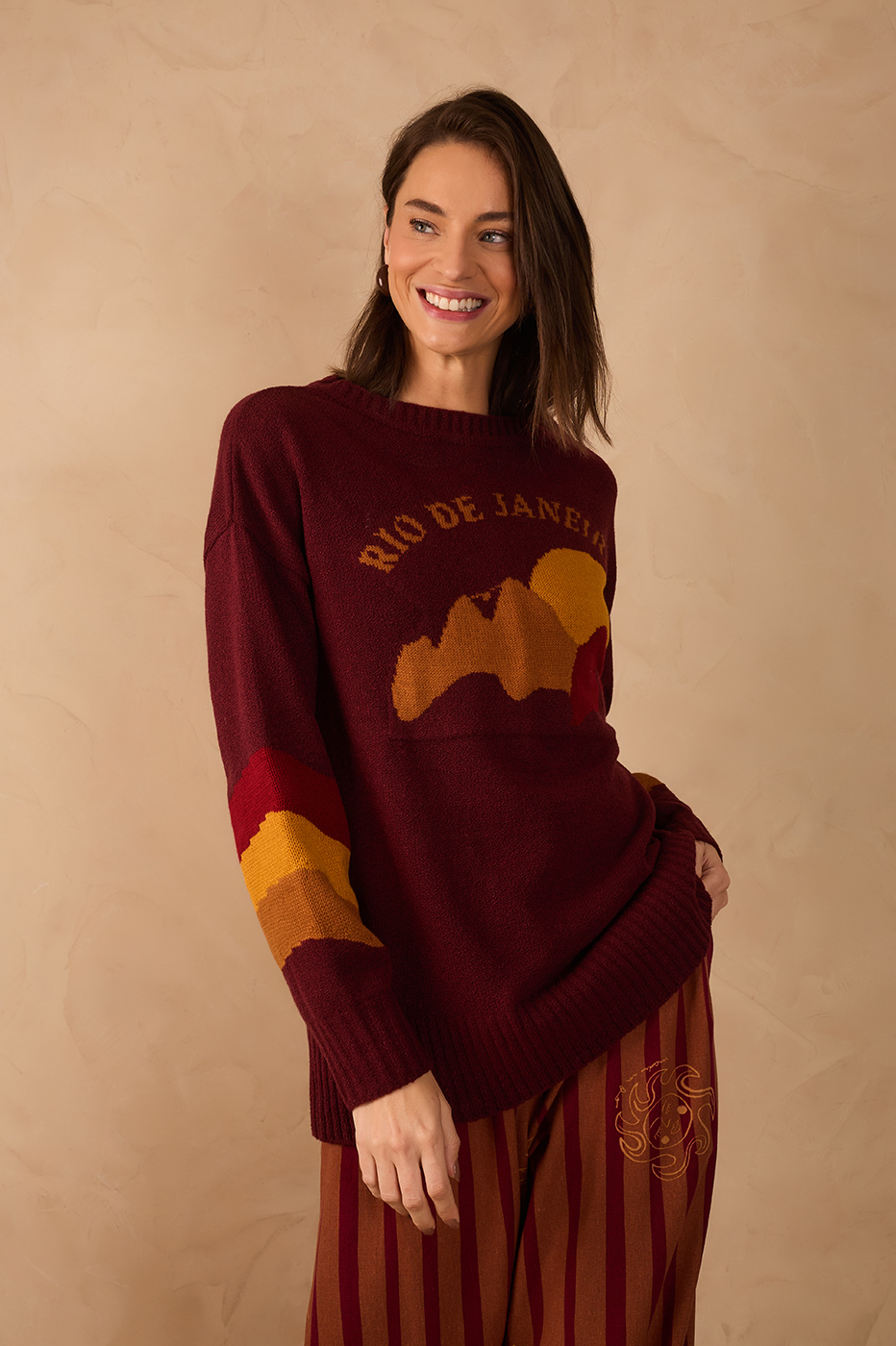 Wine Bossa Rio Jacquard Dropped Shoulder Tricot Sweater_1