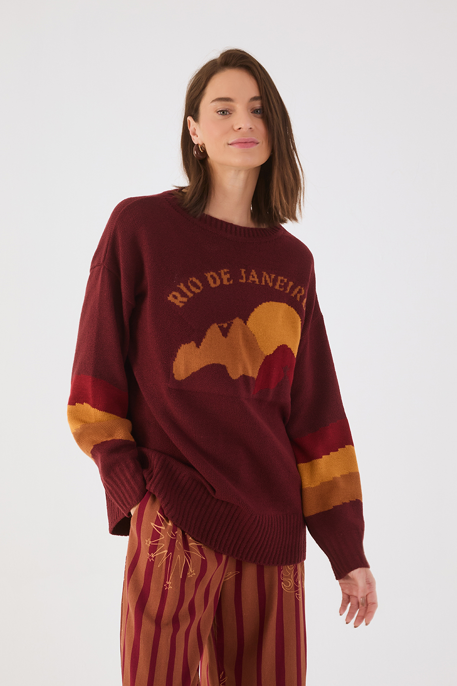 Wine Bossa Rio Jacquard Dropped Shoulder Tricot Sweater_2