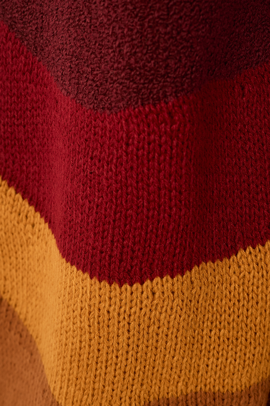 Wine Bossa Rio Jacquard Dropped Shoulder Tricot Sweater_7