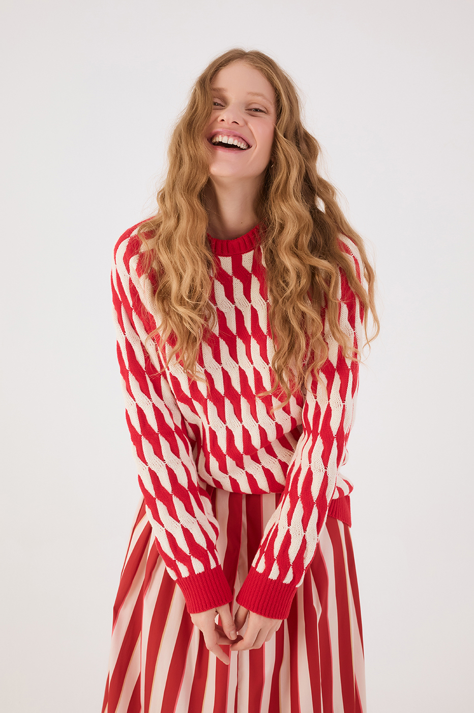 Red Stripes Crew Neck Long Sleeve Tricot Cardigan_3