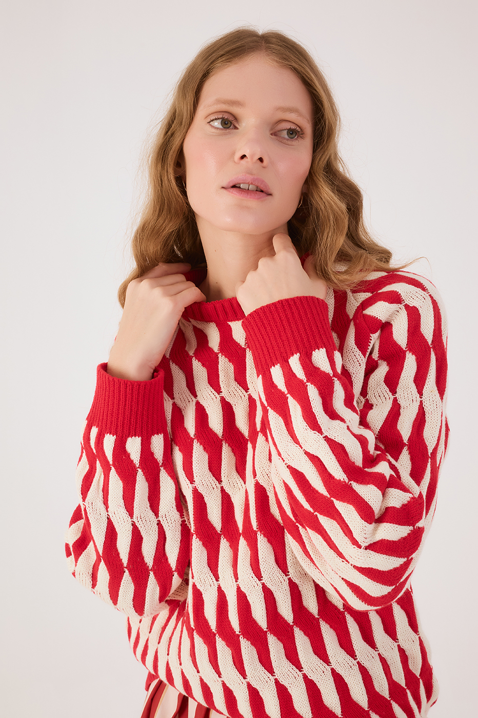 Red Stripes Crew Neck Long Sleeve Tricot Cardigan_4