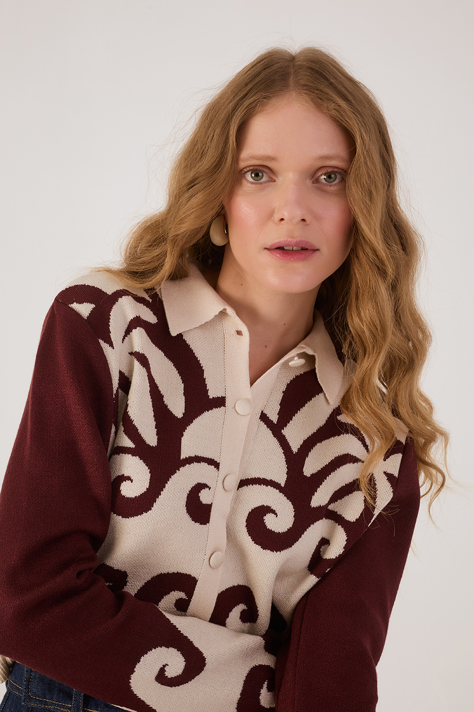 Wine Bossa Paradise Collared Buttoned Tricot Cardigan_3