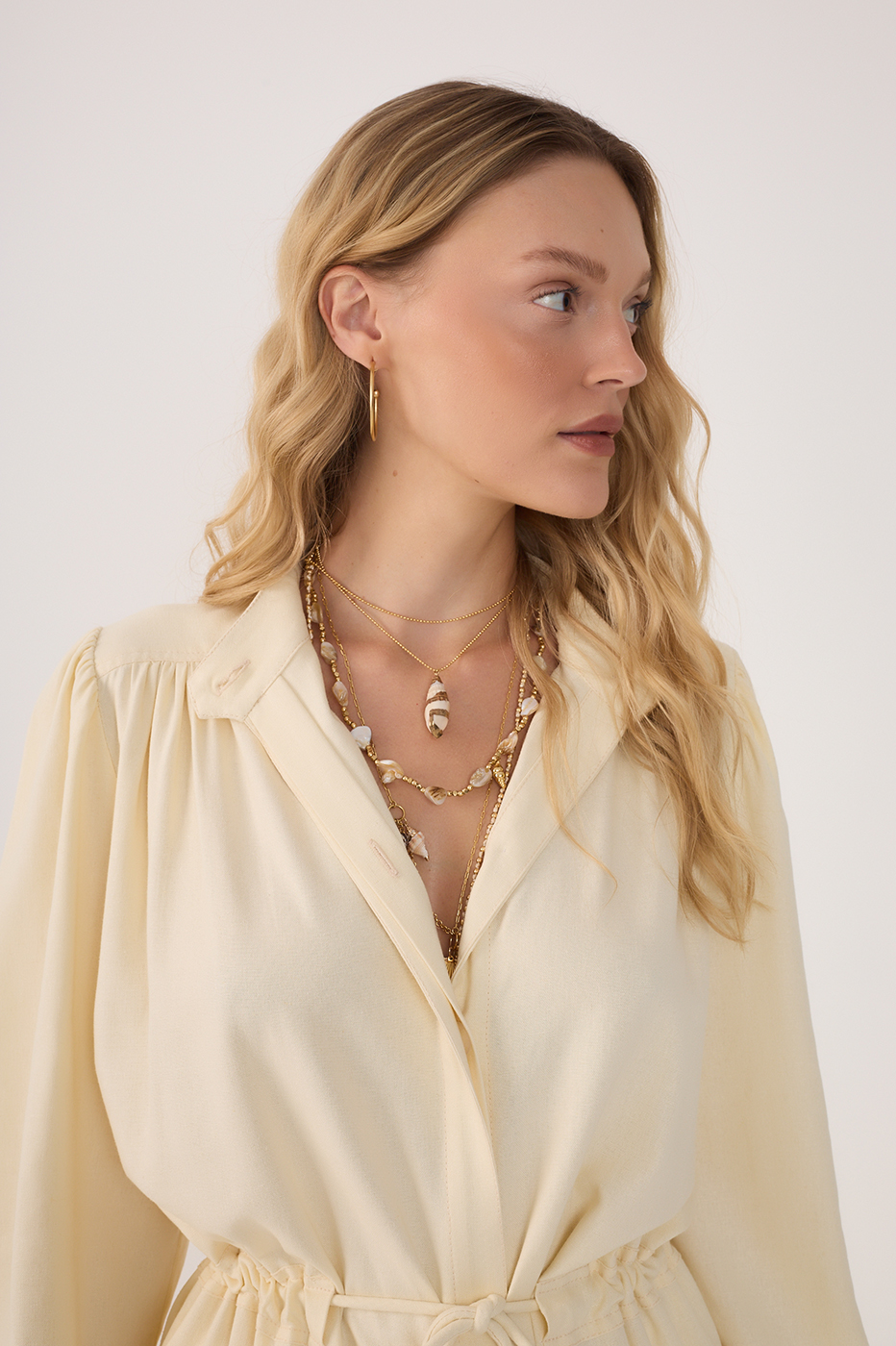 Beige Collared Adjustable Waist Parka_3