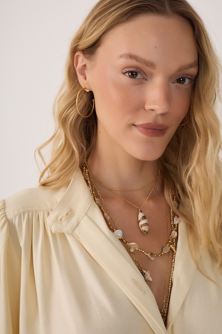 Beige Collared Adjustable Waist Parka_4