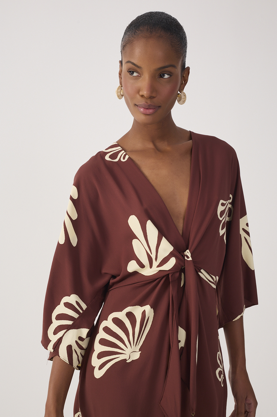 Brown Mares V Neck Front Ties Kimono Sleeve Romper_5