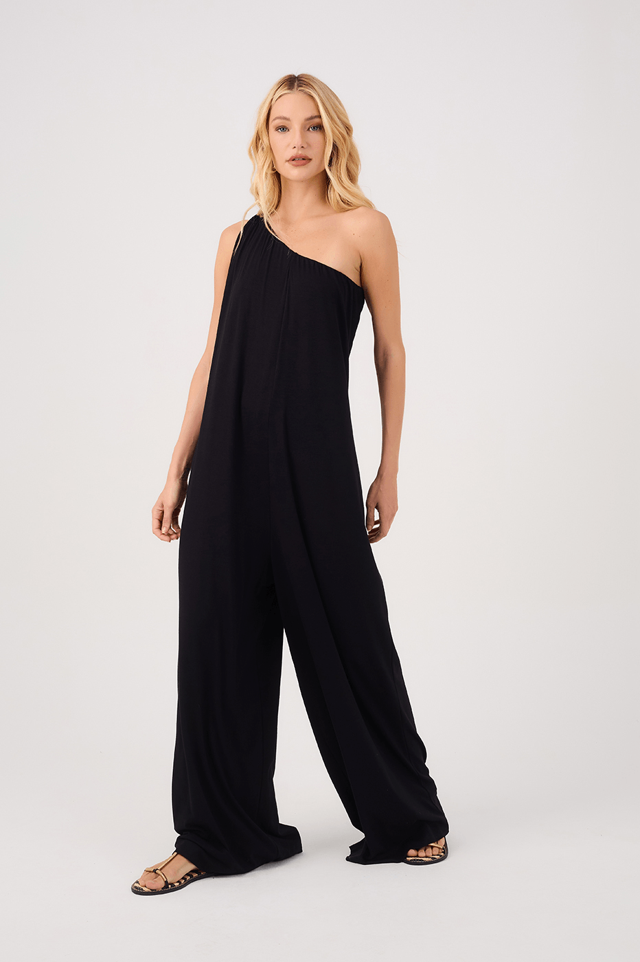 Black One-Shoulder Crepe Knit Jumpsuit_3