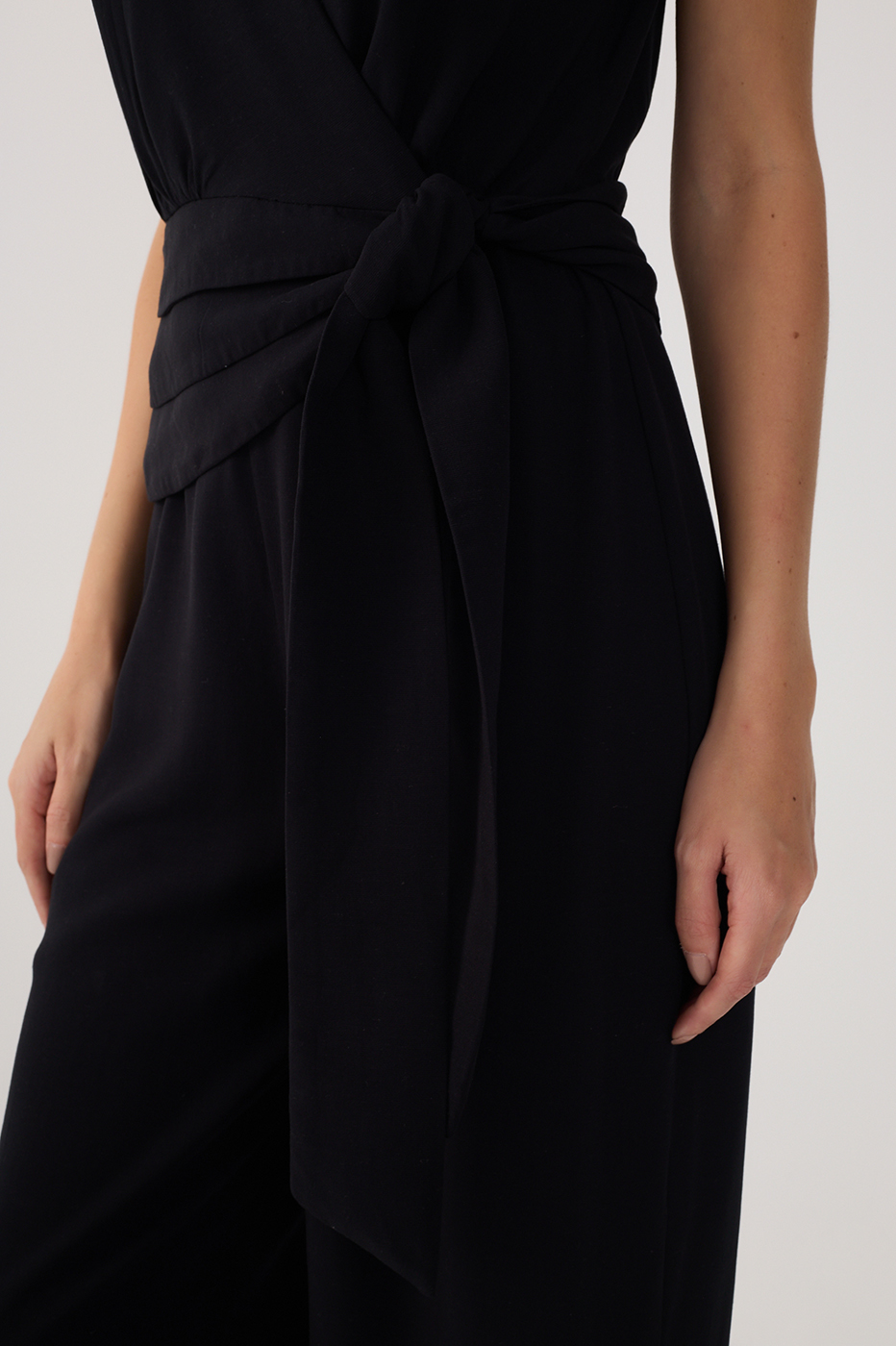 Black V Neck Side Ties Linen Wrap Jumpsuit_6