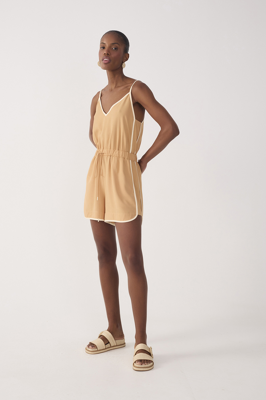 Beige V Neck Drawstring Romper_3