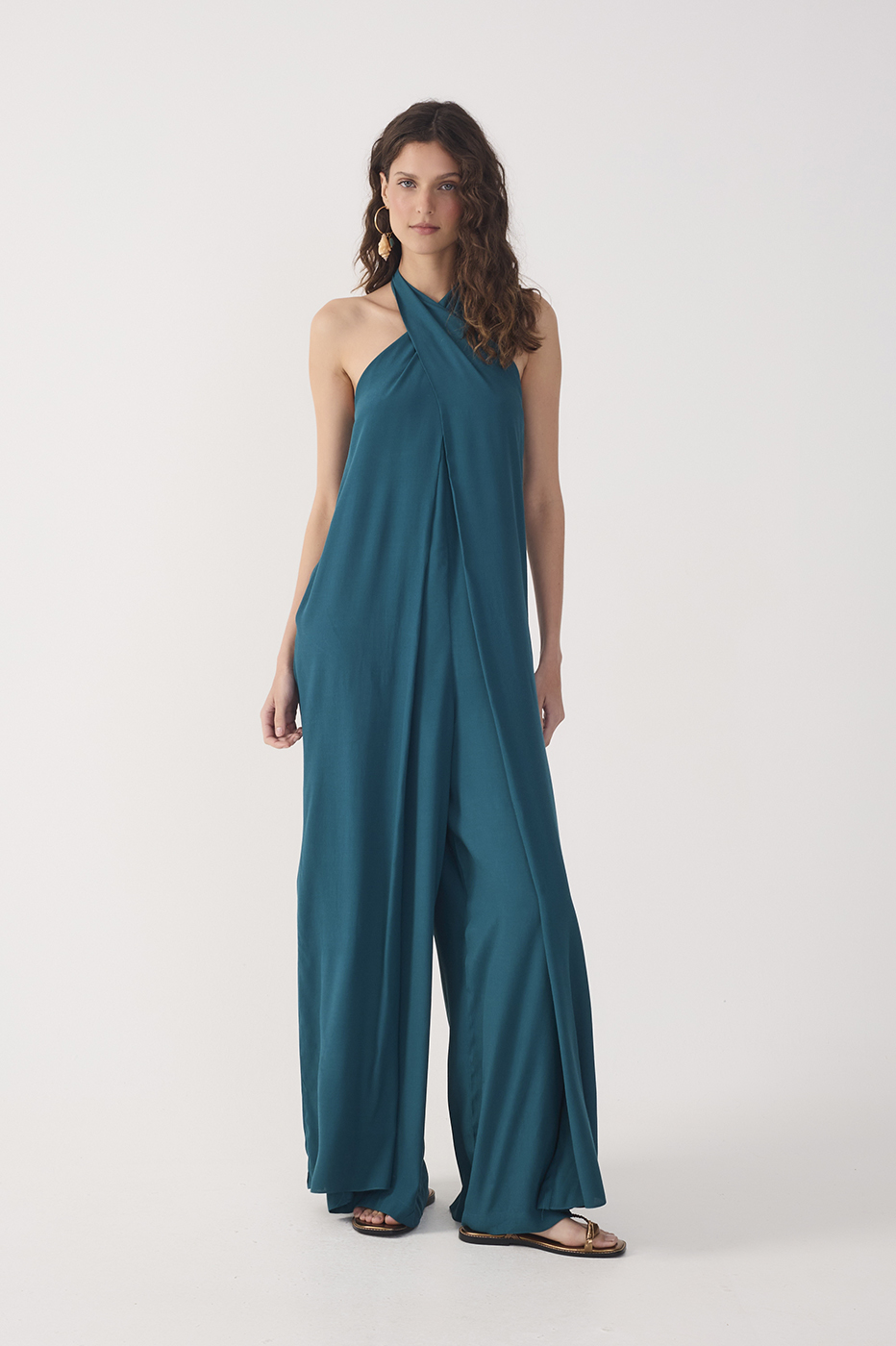 Green Halter Neck Layered Crepe Jumpsuit_3