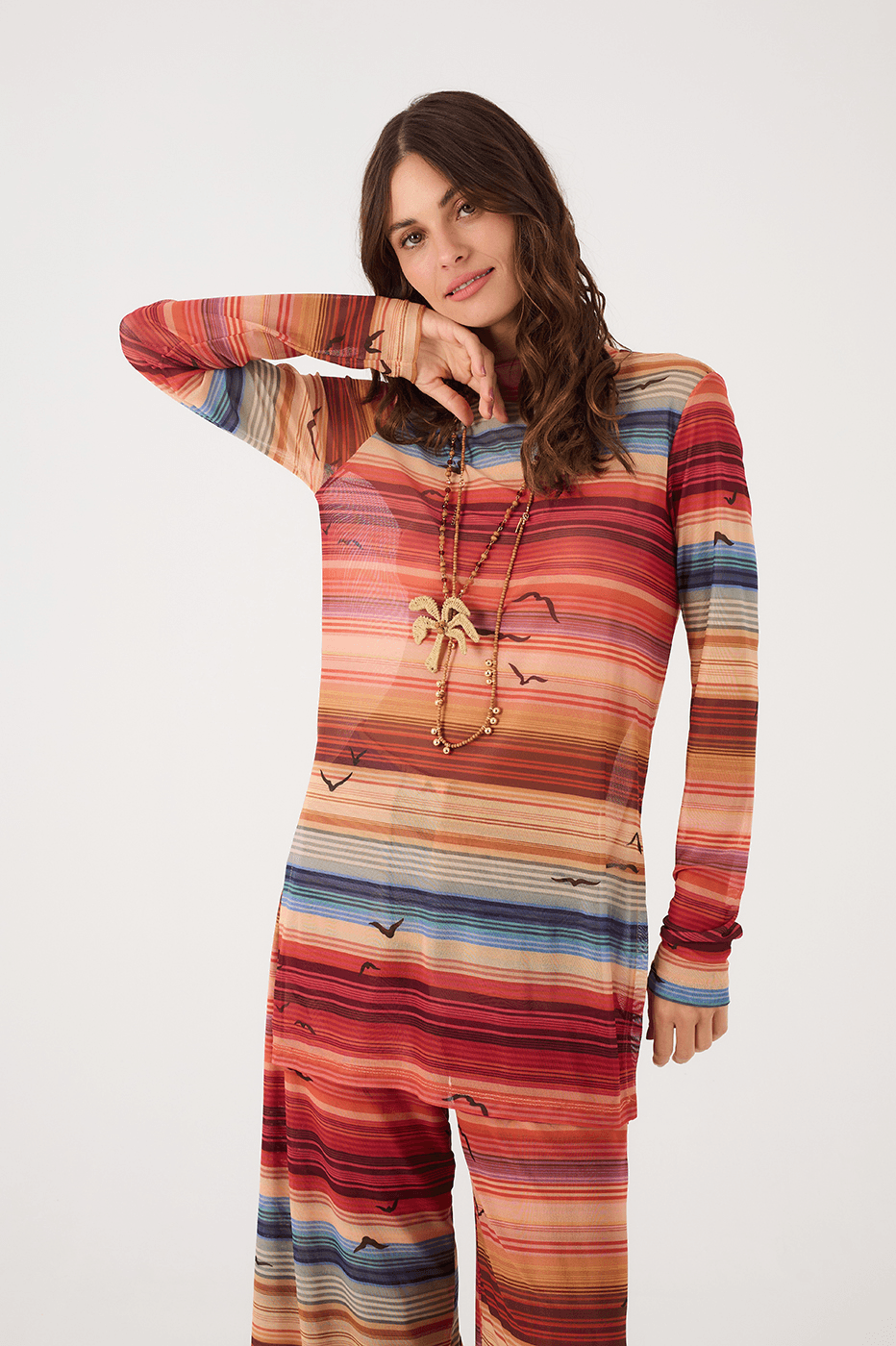 Multicolor Arpoador Tulle Maxi Blouse And Pants Matching Set_3