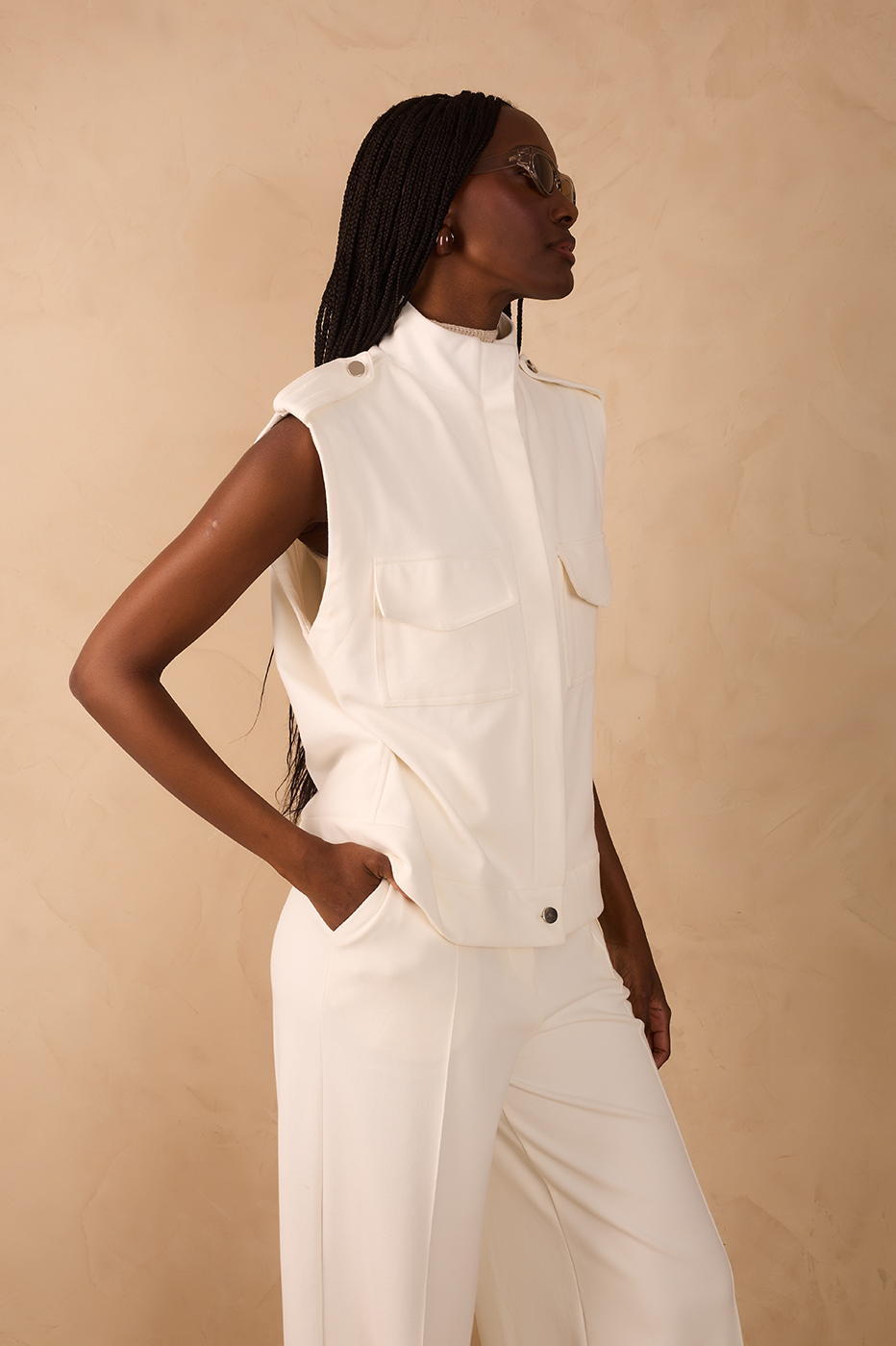 Off-White High Neck Tailored Vest_1