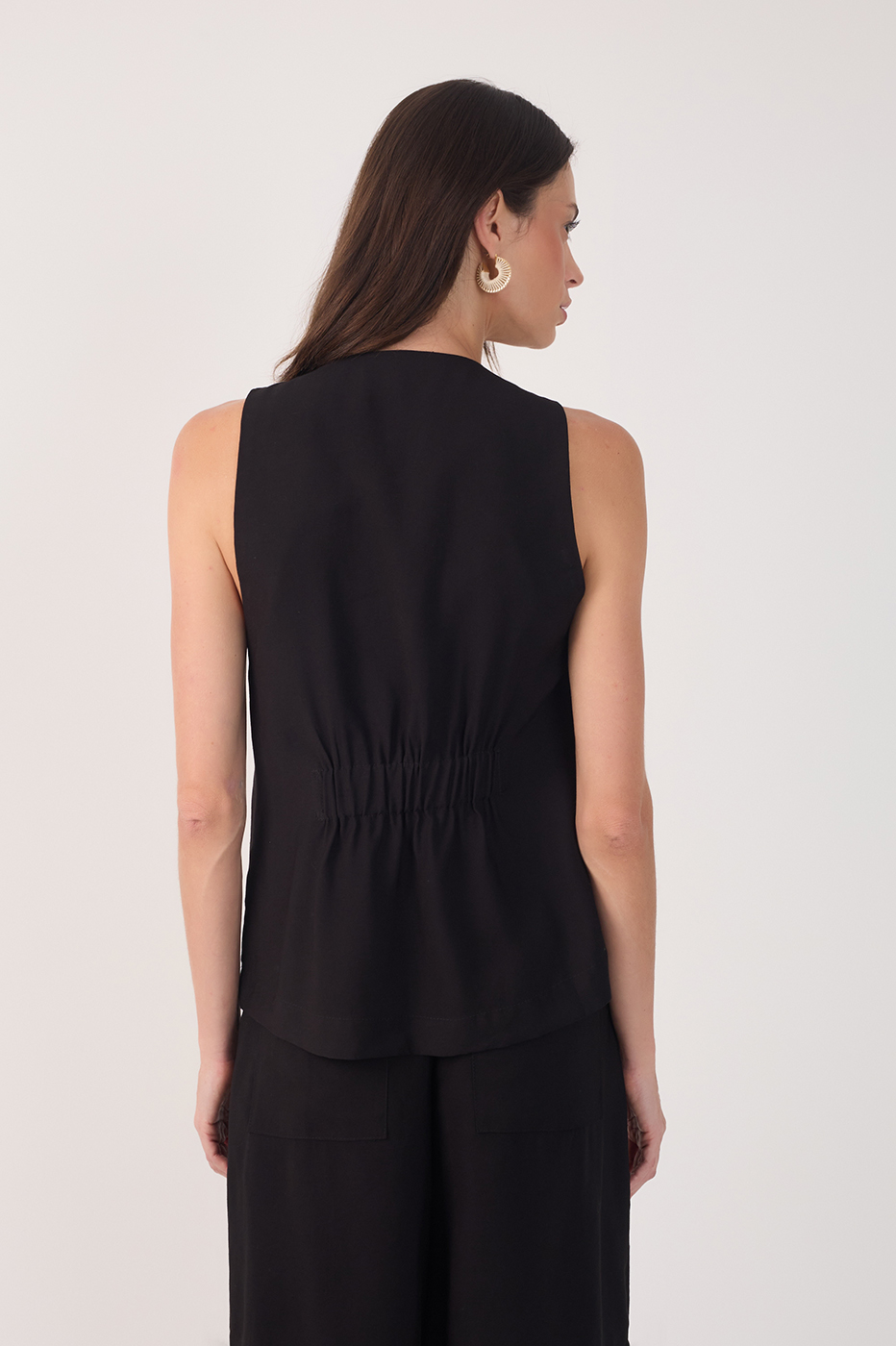 Elongated Back Elastic Vest_4