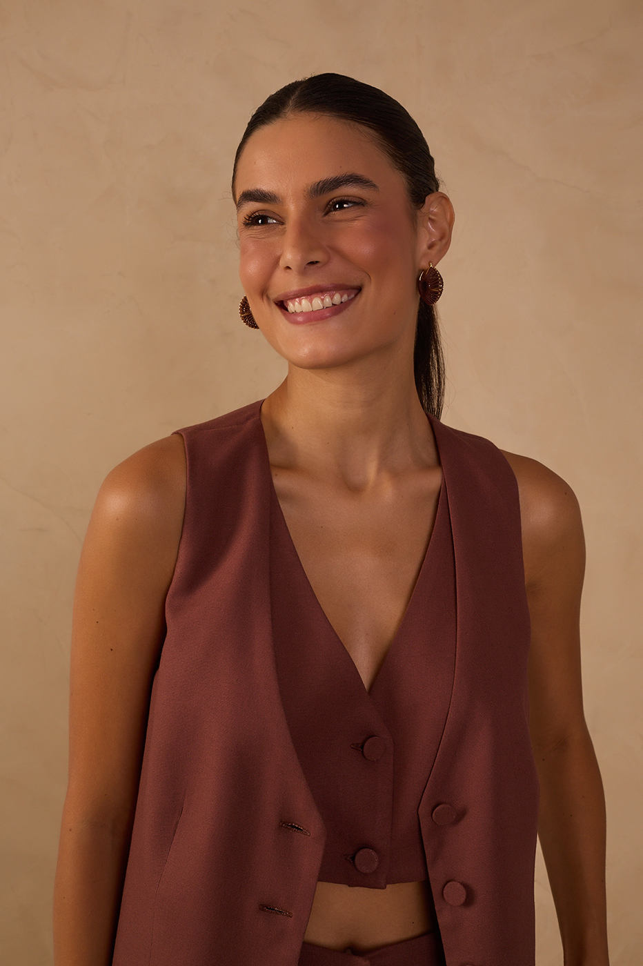 Brown Overlapped Buttoned Sleeveless Vest_1