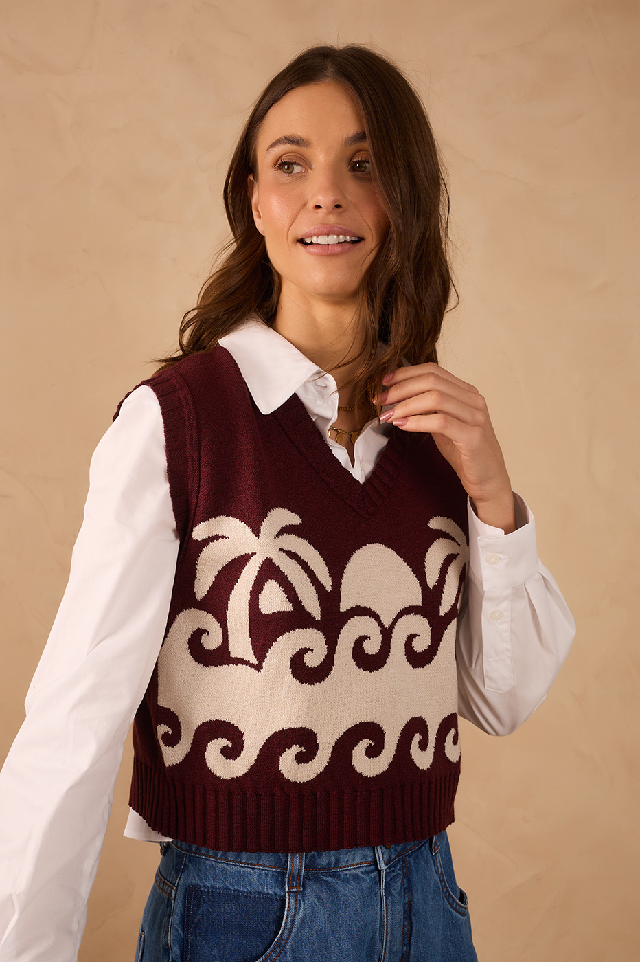 Wine Bossa Paradise V Neck Tricot Crop Vest_1