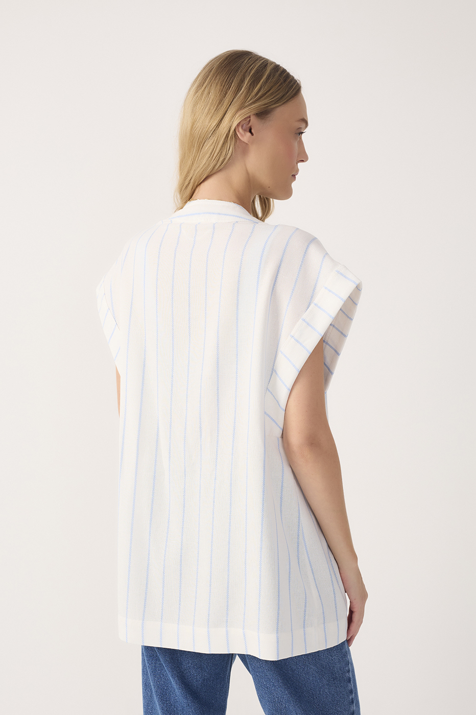 Off-White Stripes Front-Tie Linen Vest_5