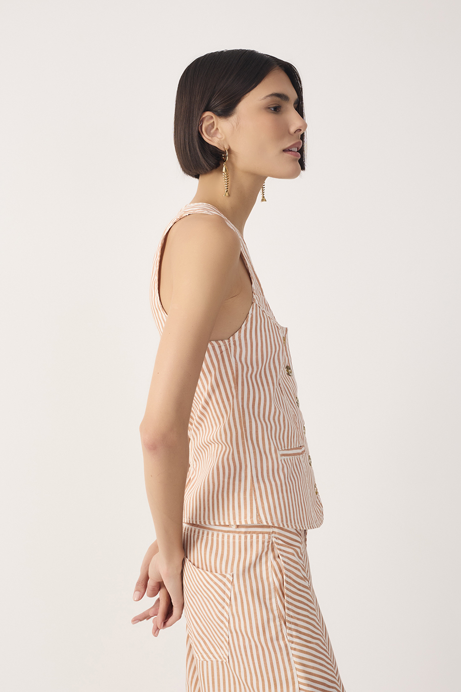 Red Stripes Topstitching Buttoned Twill Vest_3