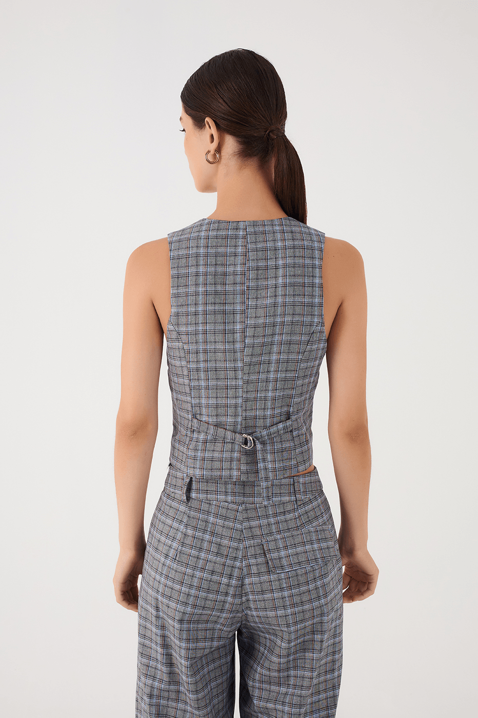 Grey Plaid Buttoned Sleeveless Tailored Vest_5