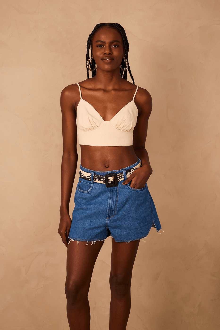 Natural And Gold Straw Buckled Belt_1