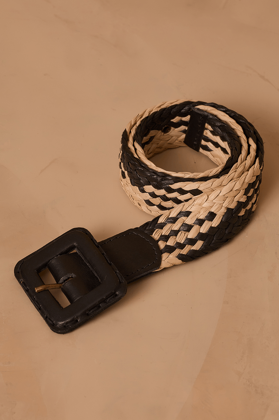 Natural And Gold Straw Buckled Belt_2