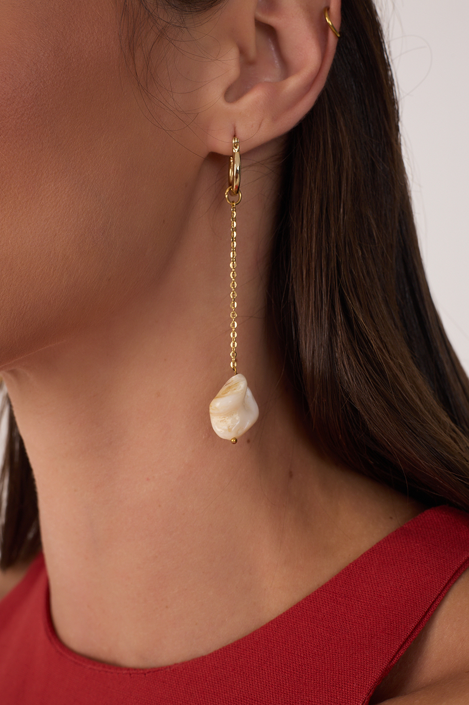 Asymmetric Mother-of-Pearl Earrings_7