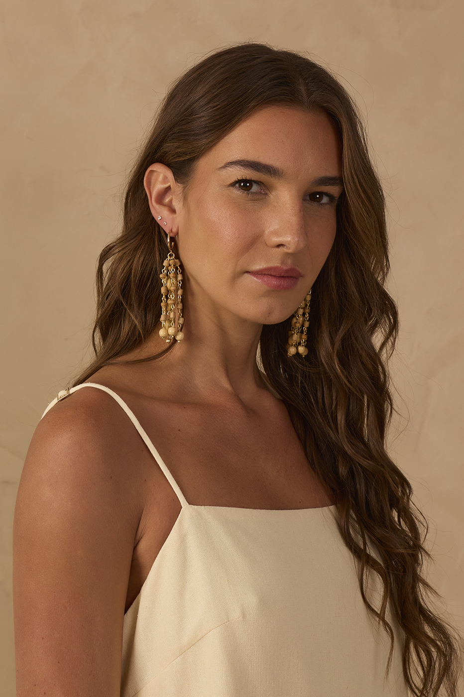 Beige Som do Mar Wooden Beads Earrings_1