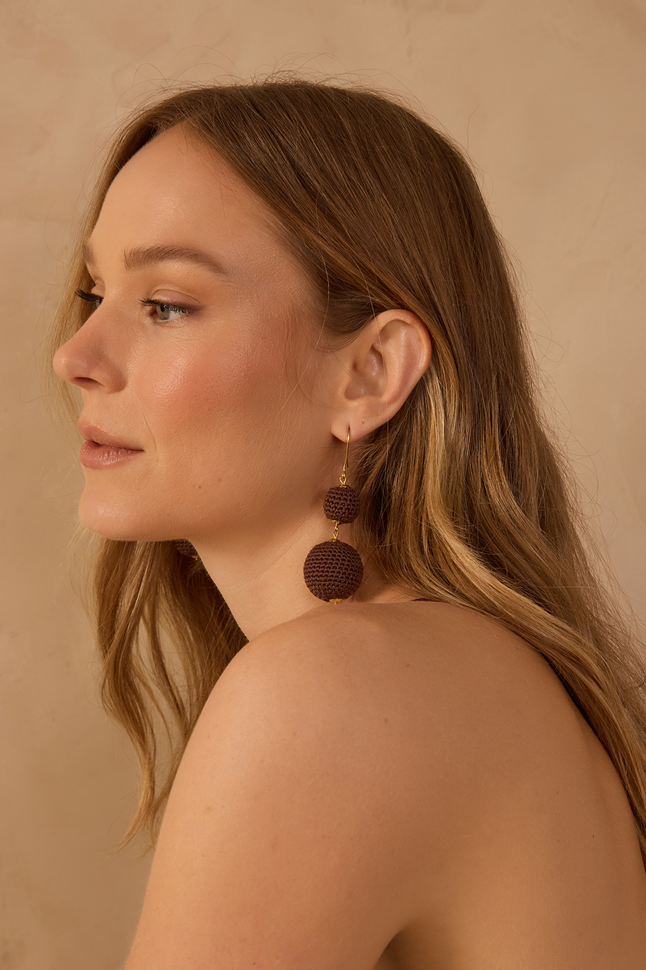 Brown Crochet Hanging Earrings_1