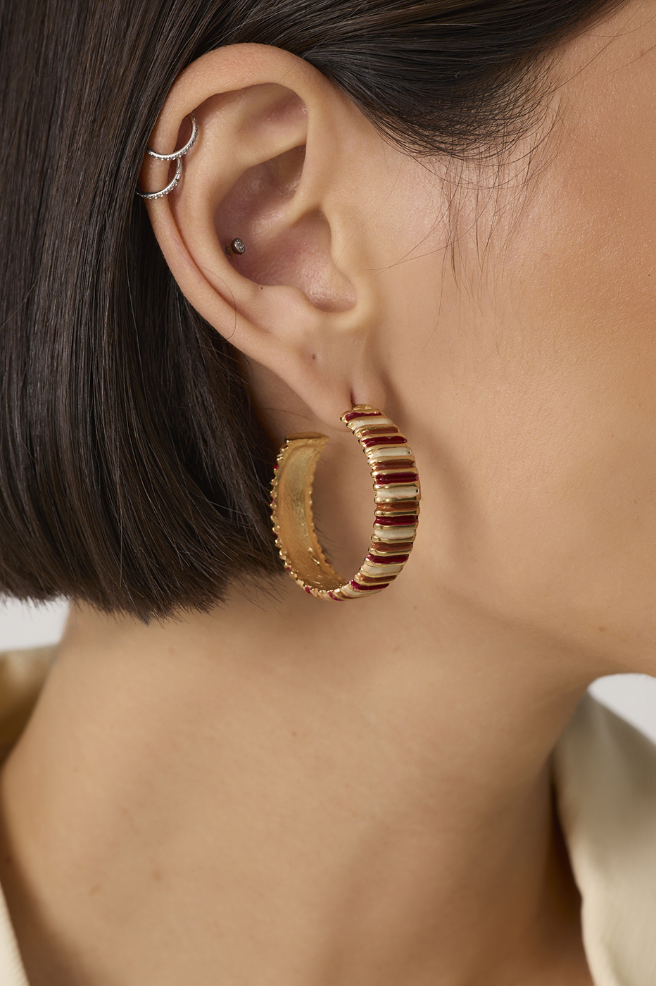 Golden Aurora Hoop Earrings_4