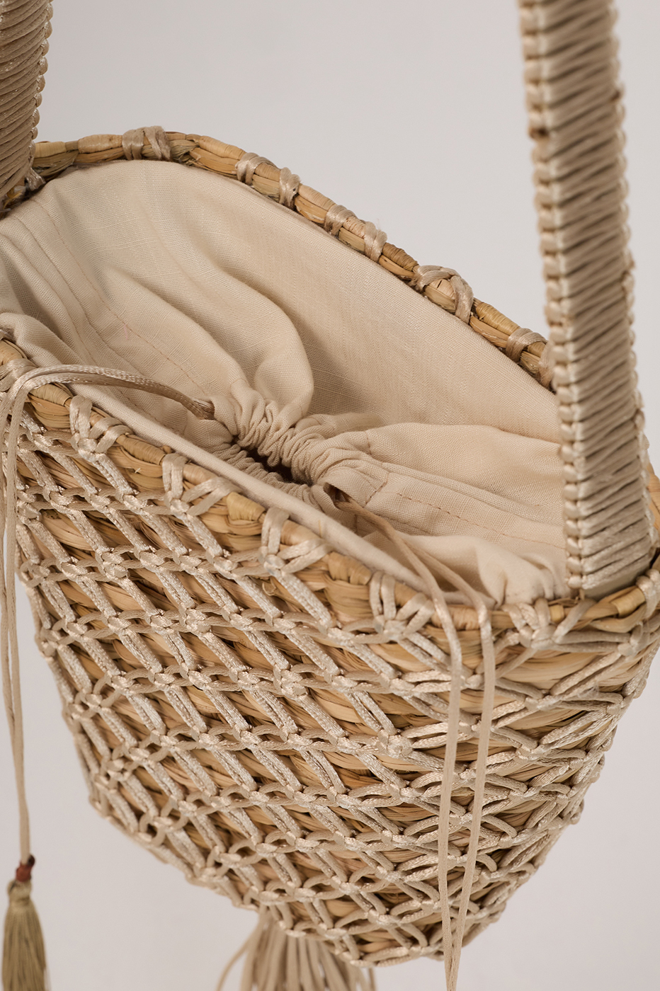 Beige Knots Macrame Straw Bag_7