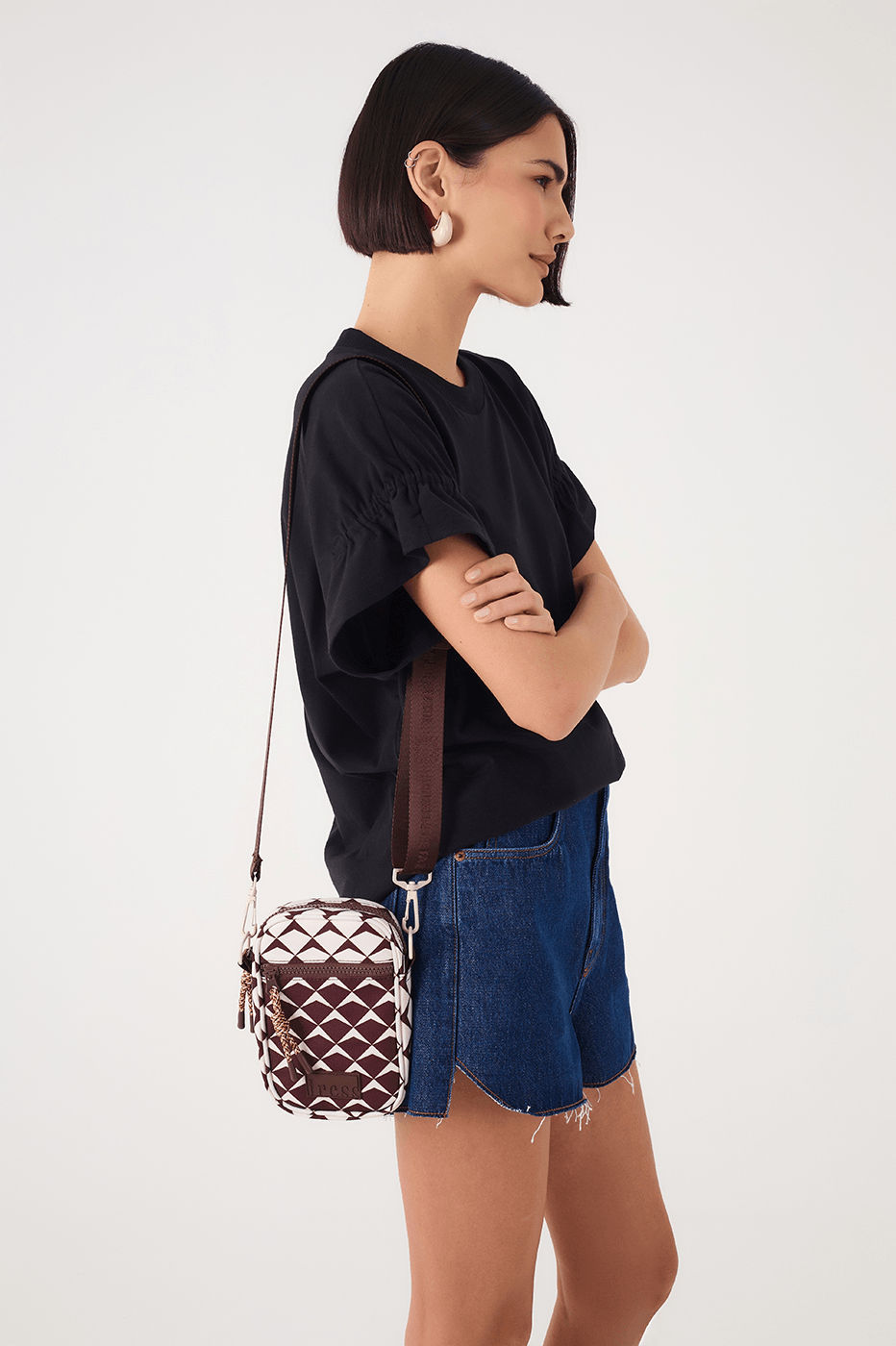 Brown Asa Delta Zipper Crossbody Bag_2