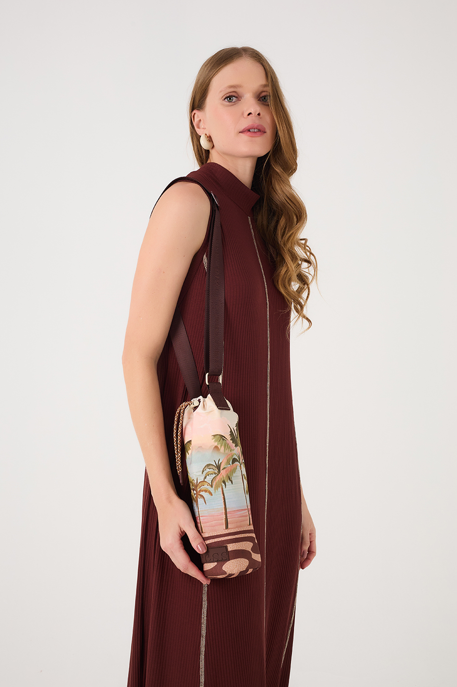 Multicolor Fim De Tarde Crossbody Wine Bag_4