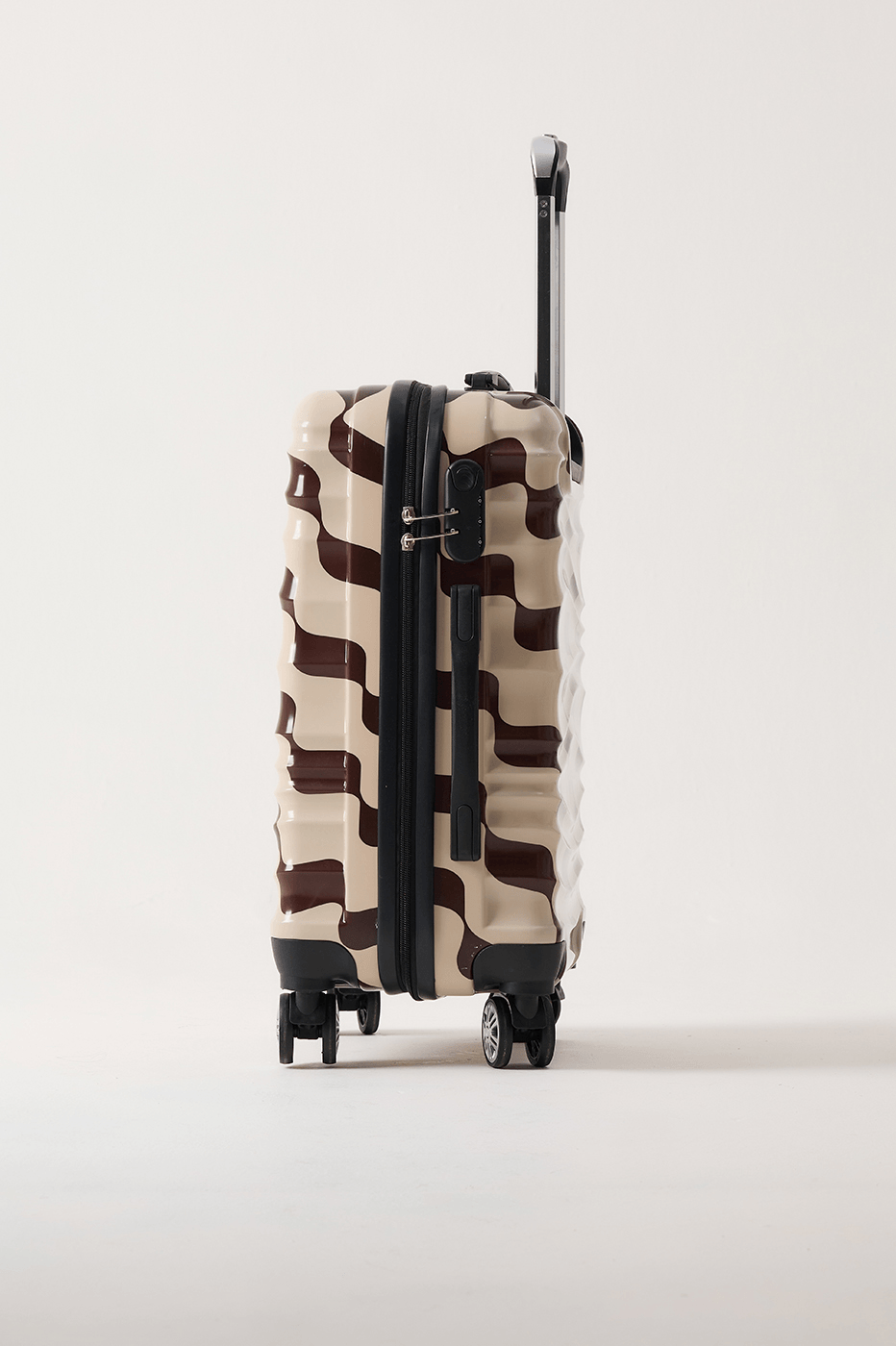 Brown Bossa Nova Hardside Combination Lock Spinner Carry-On Bag_4