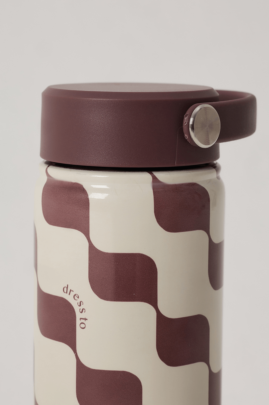 Brown Bossa Nova Handle 22oz Insulated Water Bottle_4