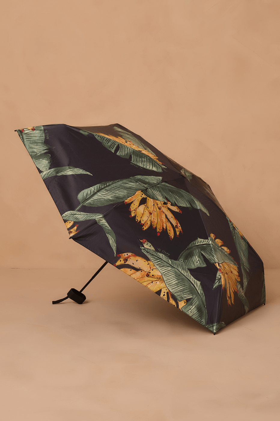 Black Paraiso Compact Umbrella_1